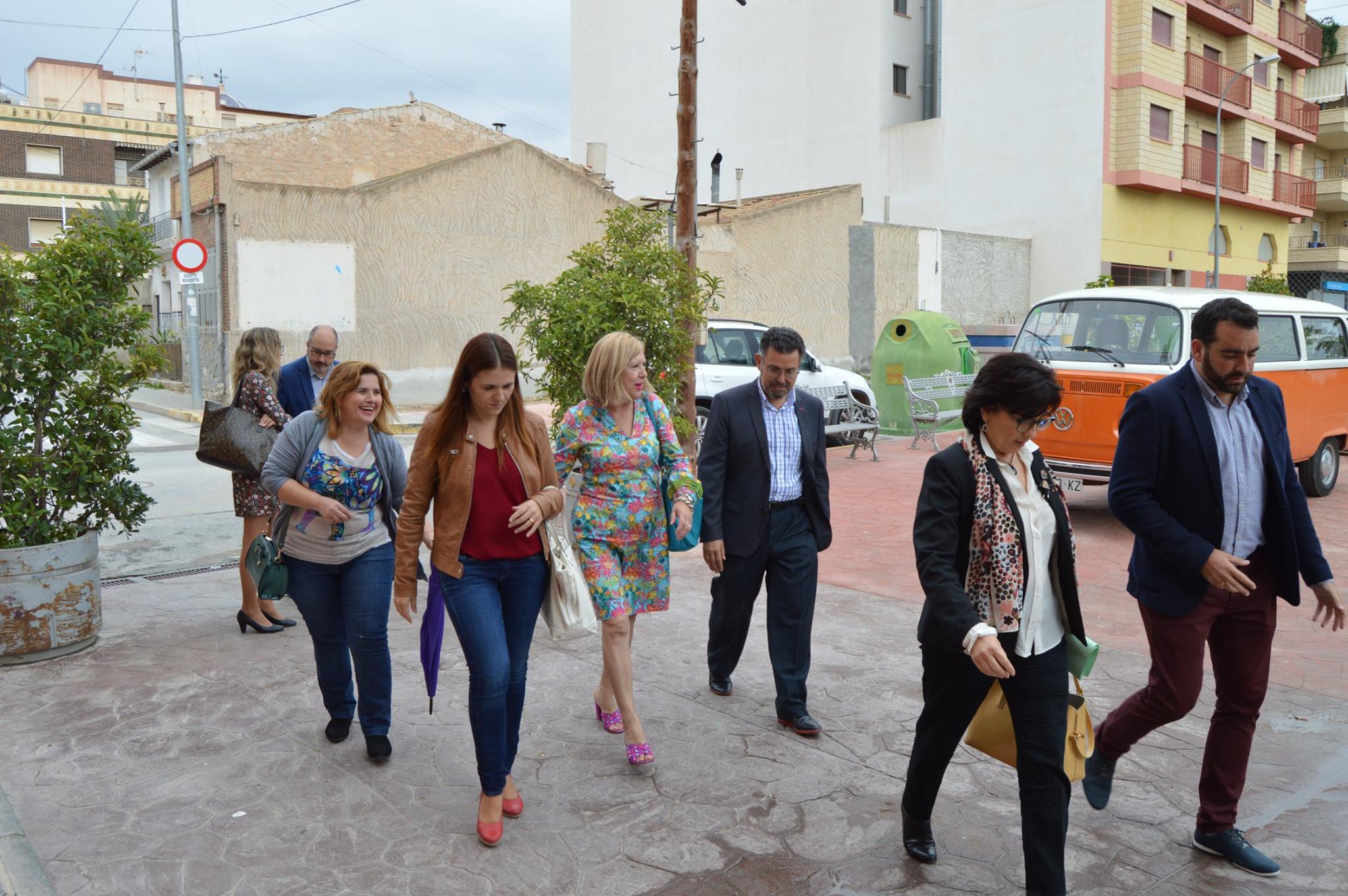 14753235_892532434212564_4555855243991177459_o-1